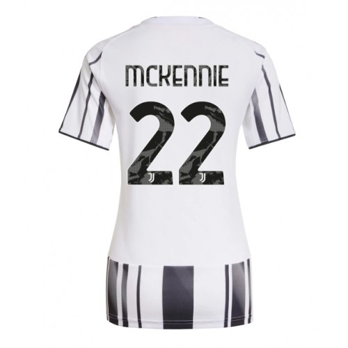Stroje piłkarskie Juventus Weston McKennie #22 Koszulka Podstawowej dla damskie 2025-26 Krótki Rękaw